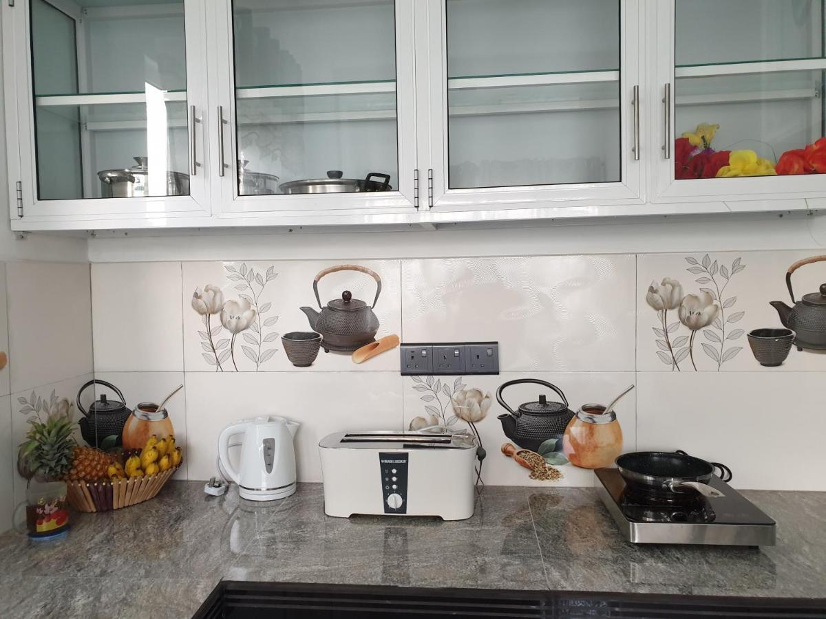 Indika'S Apartment Хіккадува Екстер'єр фото